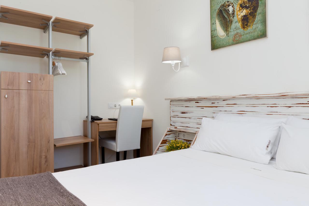 Mr Hotelet De La Racona & Hotel 3*